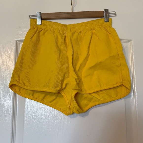 American apparel yellow curduroy shorts - Picture 1 of 5
